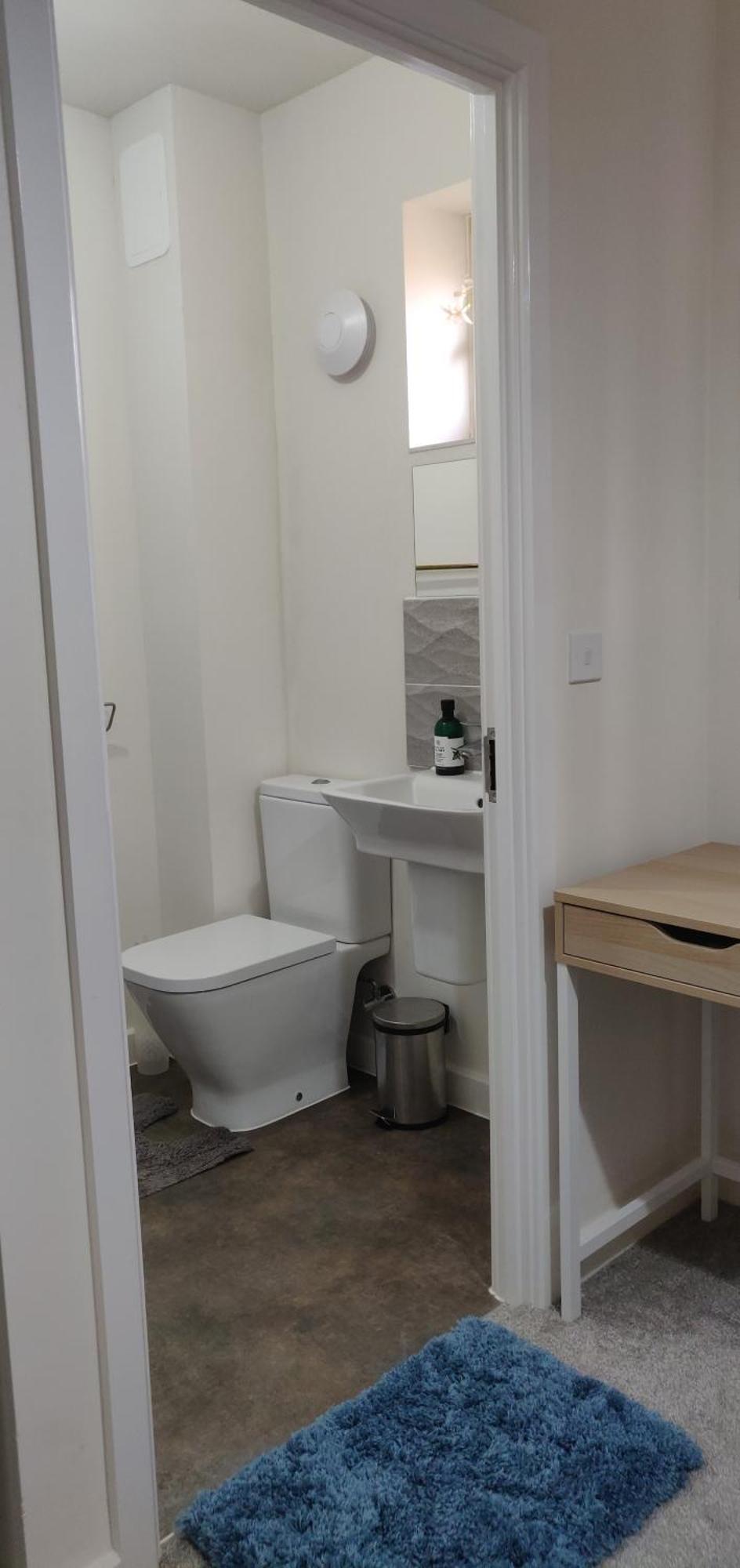 30 Aldiss Drive Ξενοδοχείο Kingston Bagpuze Εξωτερικό φωτογραφία